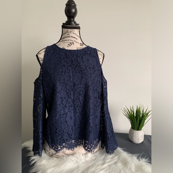 Joie Navy Blouse with Lace over lay with Bell Sleeve SZ: US S - Picture 1 of 7